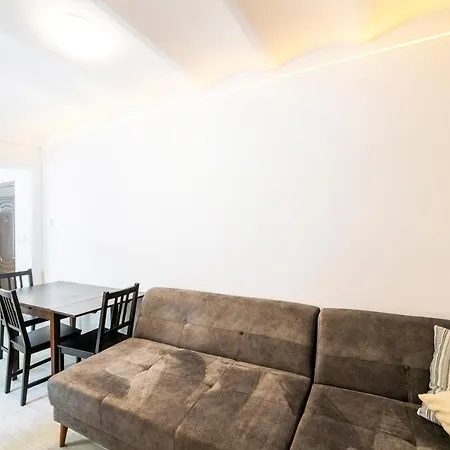 Beautiful 2br House Wac 400meters Taksim Square Innv34003 Apartment